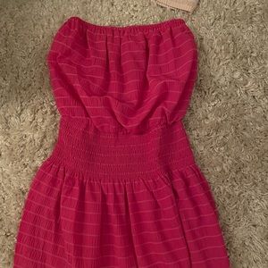 Light and dark pink striped dress. Never worn, tag still on. Size S